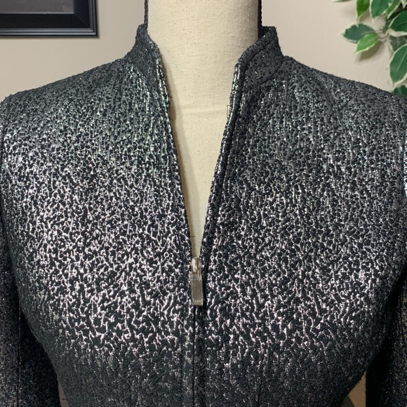 Jones New York Signature Petite Black & Silver Jacket Size 2P - Picture 2 of 8
